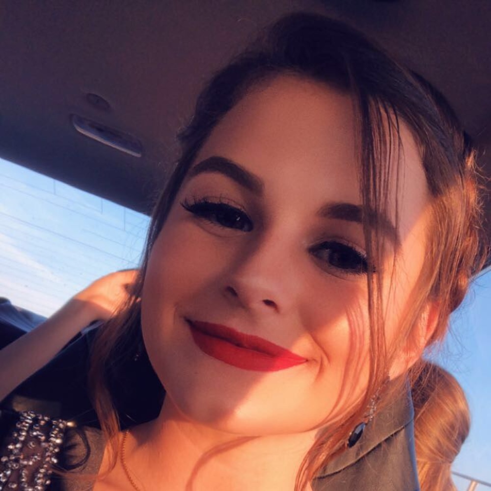 Meet your Posher, Katie